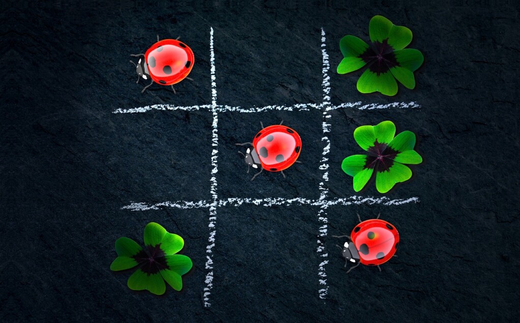 clover, four leaf clover, lucky clover, tic tac toe, lucky bug, mystery, puzzle, joining together,